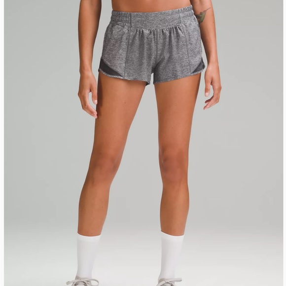 Hotty Hot Low-Rise Lined Short 2.5” - Picture 1 of 4